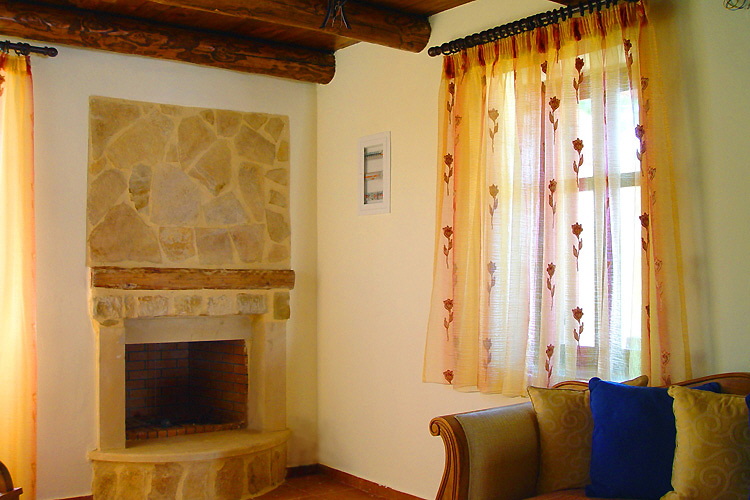 Living-room: Open fireplace